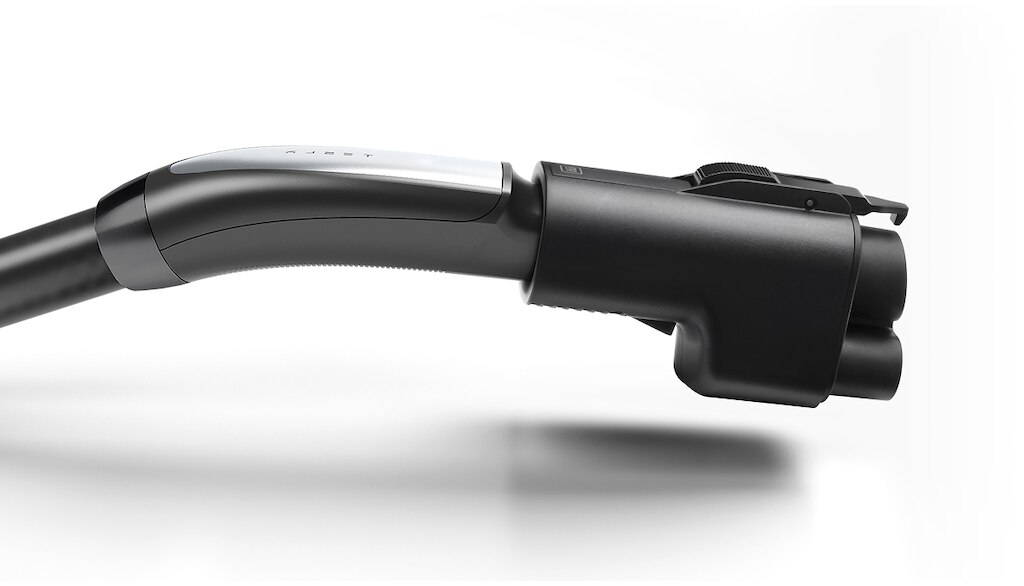 NACS DC Adapter Product